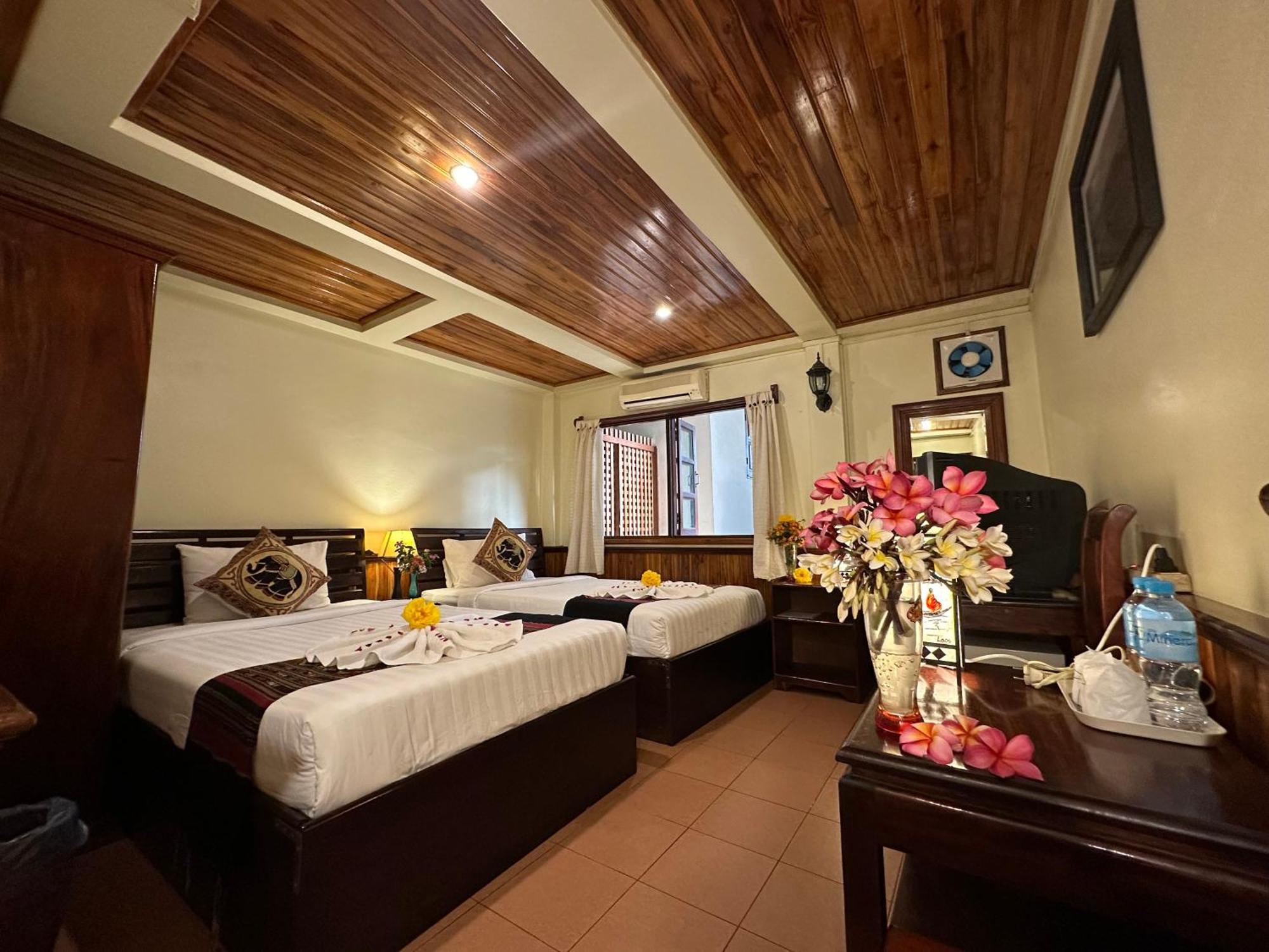 לואנג פרבאנג Villa Alounsavath Mekong Riverside מראה חיצוני תמונה