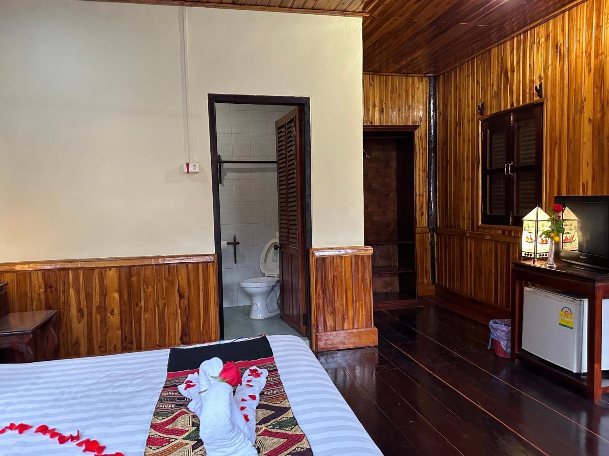 לואנג פרבאנג Villa Alounsavath Mekong Riverside מראה חיצוני תמונה