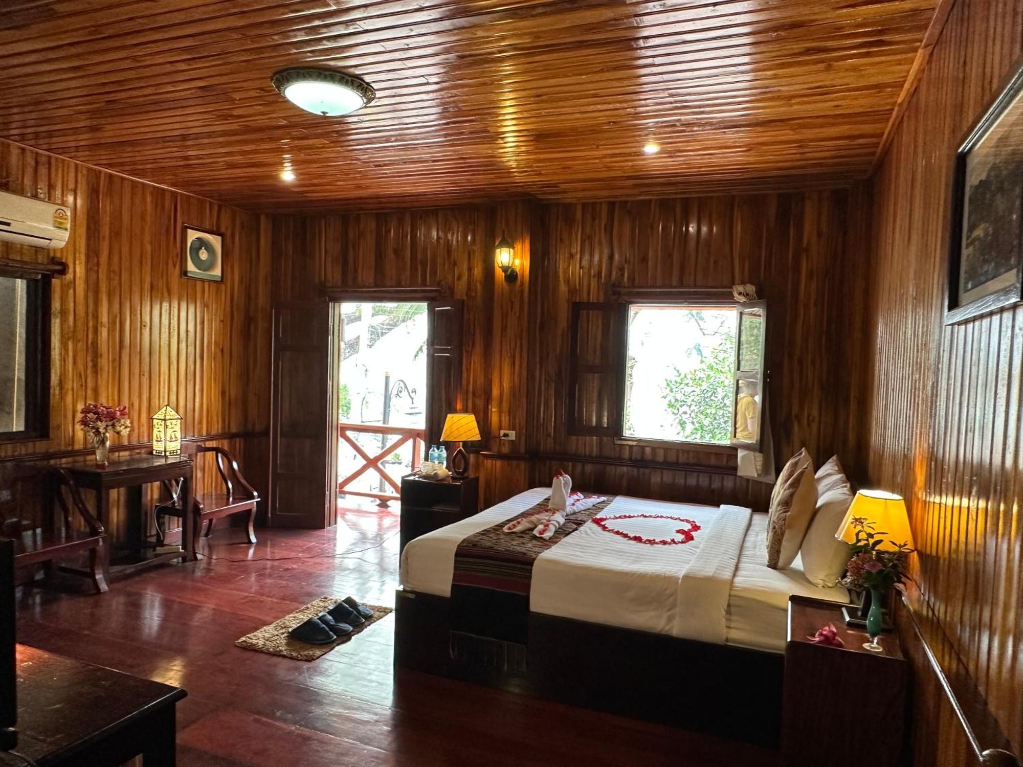 לואנג פרבאנג Villa Alounsavath Mekong Riverside מראה חיצוני תמונה